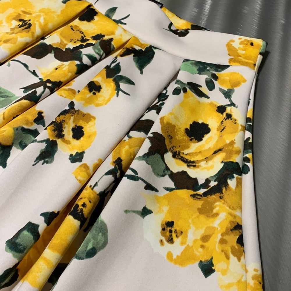 See You Monday Yellow Floral A-Line Skater Skirt Size S